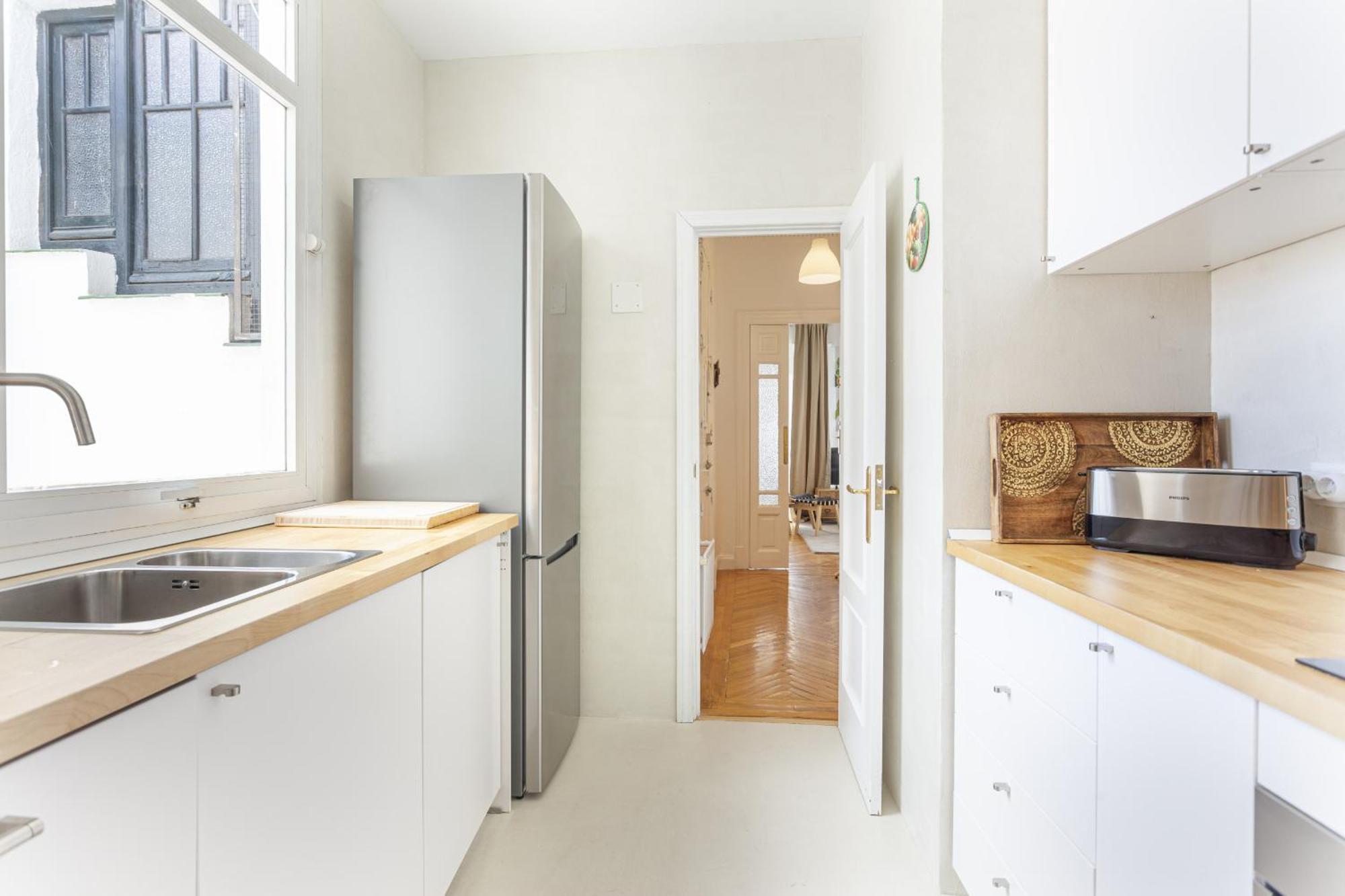 Apartamento Santa Ana Place En มาดริด ภายนอก รูปภาพ