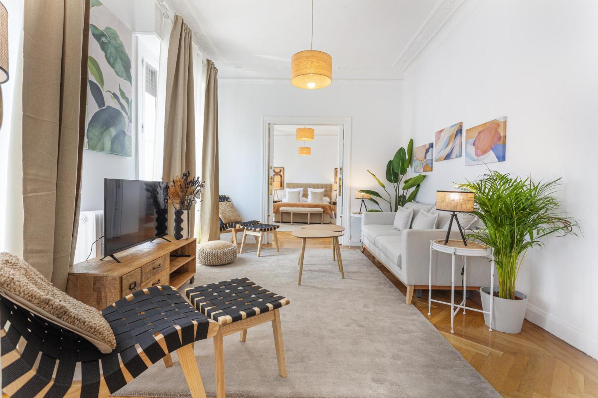 Apartamento Santa Ana Place En มาดริด ภายนอก รูปภาพ