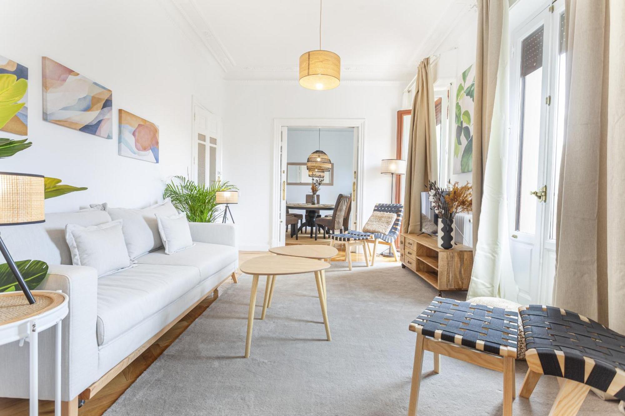 Apartamento Santa Ana Place En มาดริด ภายนอก รูปภาพ